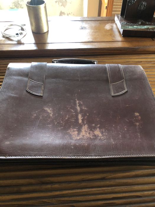 Pasya em couro antiga