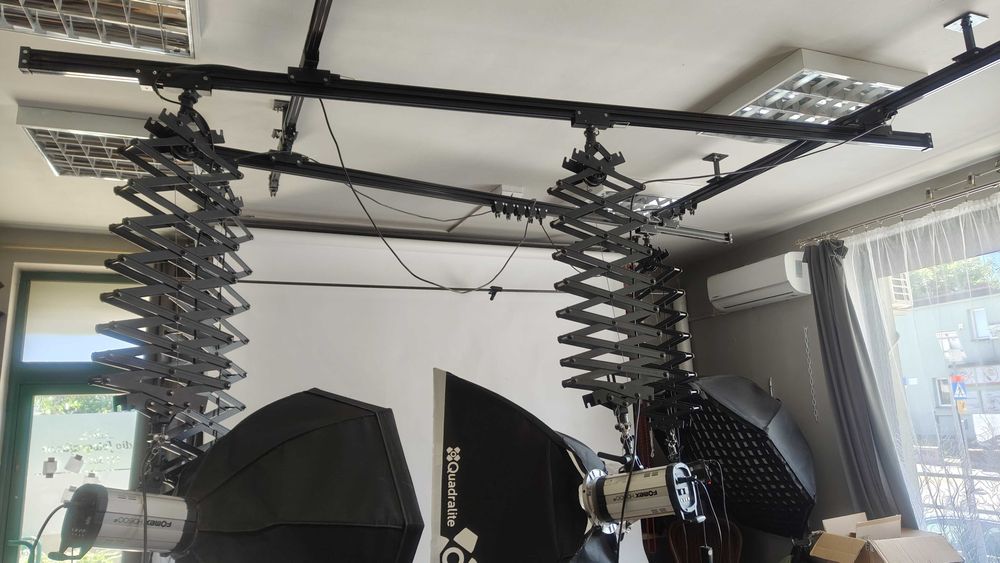 Zestaw studyjny, pentagrafy- zesaw, lampy, modyfikatory