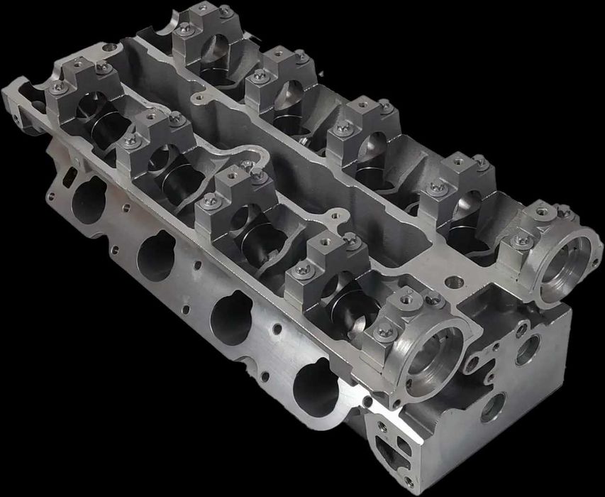 Головка Opel Daewoo 1.8 2.0  T20SED X20SED 93333315