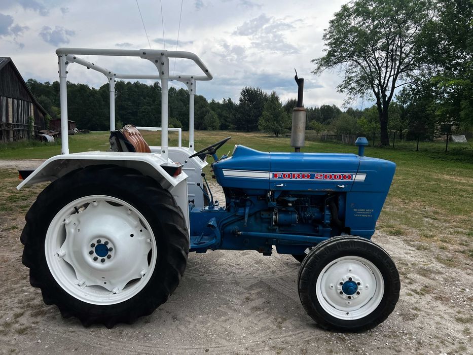 Ciągnik Traktor Ford 2000 z turem i wspomaganiem