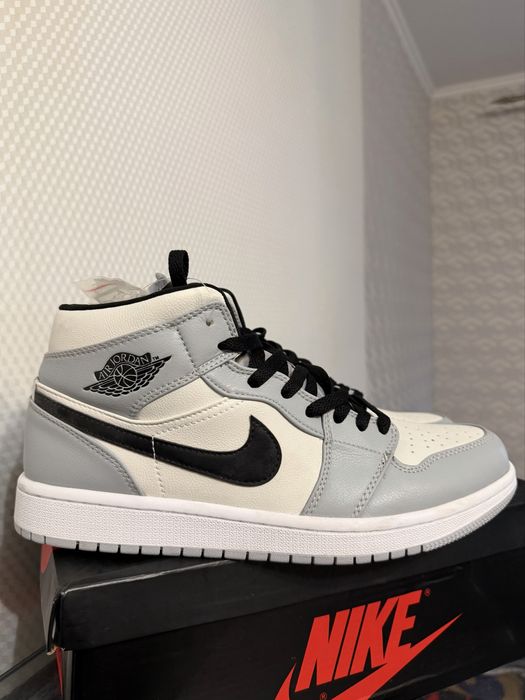 кросівки/високі кеди Nike Air Jordan 1 Retro Mid Smoke Grey 44-45/28.5 см