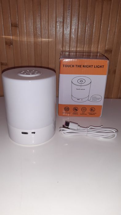 Світильник, ліхтар, нічник із живленням від USB