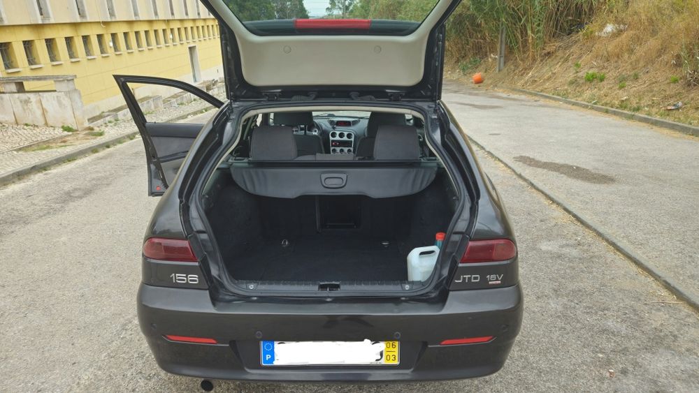 Alfa Romeo 156 1.9 JTDm (2006) foto 4