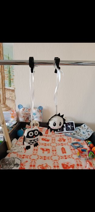Развивающие подвесные игрушки для кроватки, коляски, автокресла (3 шт.)