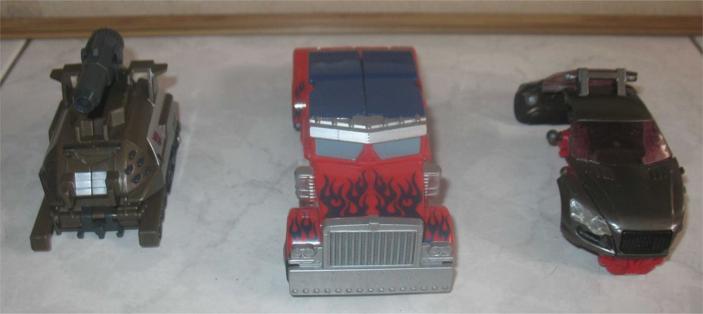 Hasbro - Lote de 3 Transformers Diversos