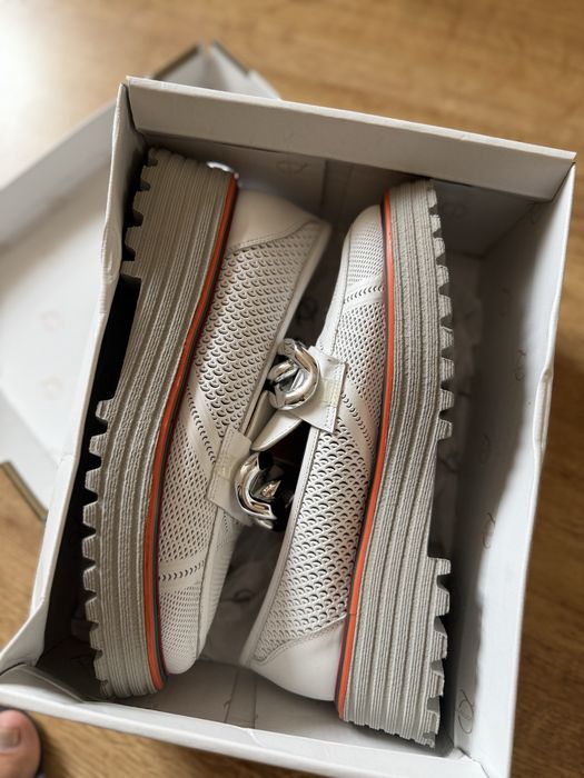 Лофери весна- літо