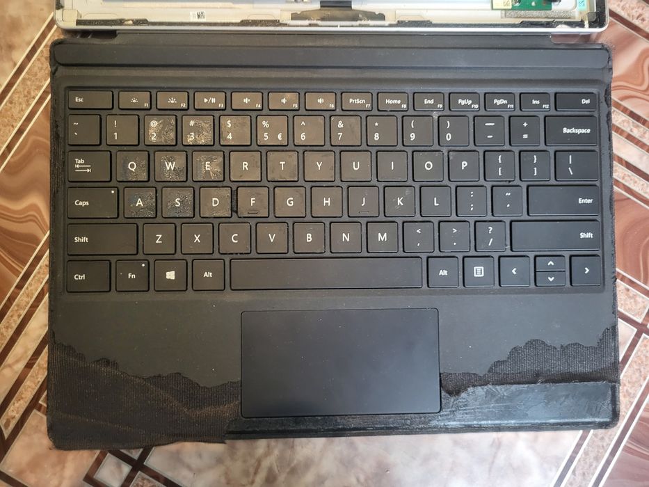 surface запчасти - купити ноутбуки та аксесуари - Ціна на OLX.ua