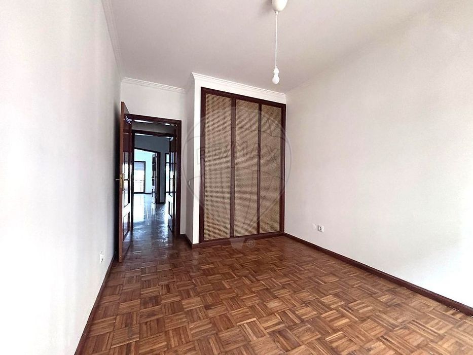 Apartamento T2 para arrendamento