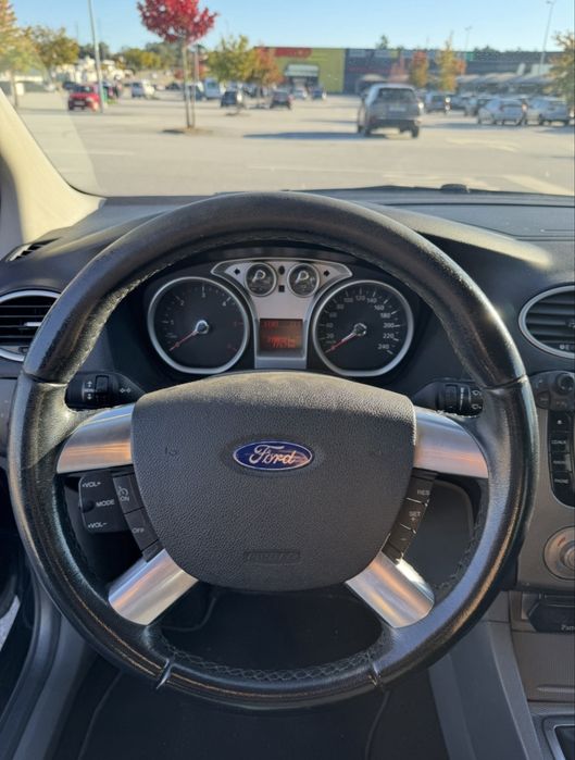 Ford Focus 1.6 TDCi Titanium Pack X | 2010 — photo 5