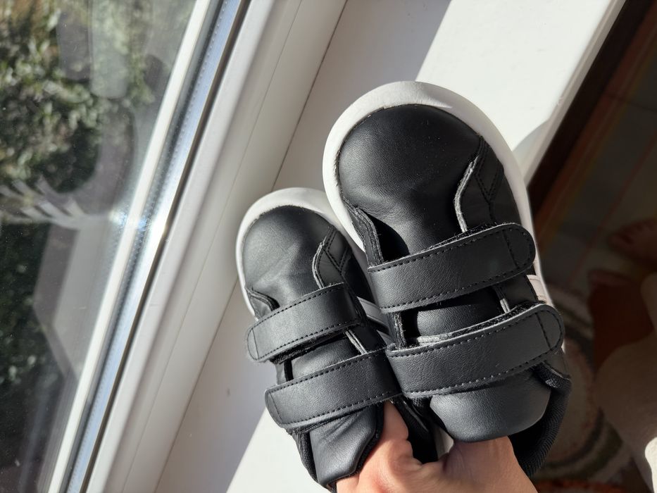 Дитячі кросівки Adidas