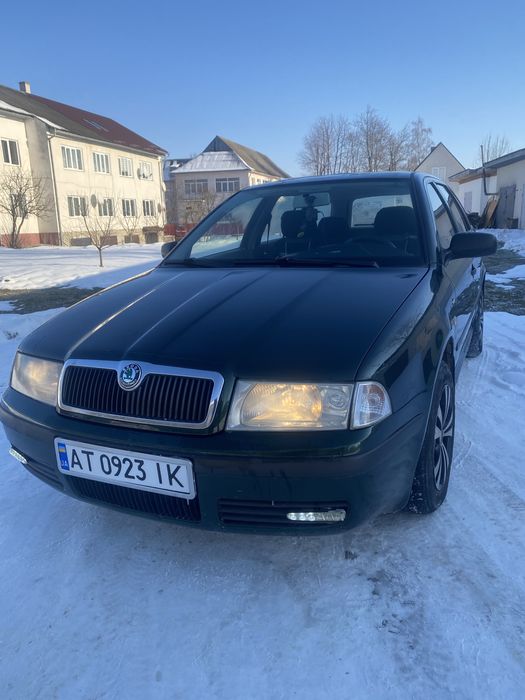 Шкода Октавія Тур 2003 рік 1.6 бенз-газ
