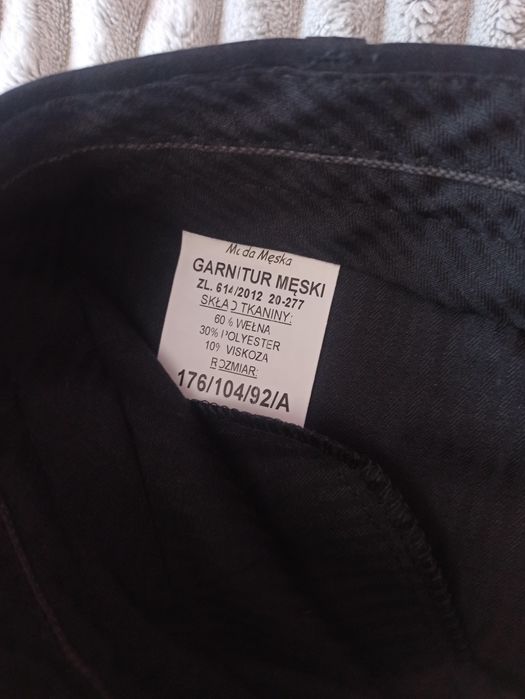 Smoking męski, garnitur, czarny, spodnie i marynarka,rozmiar M/L