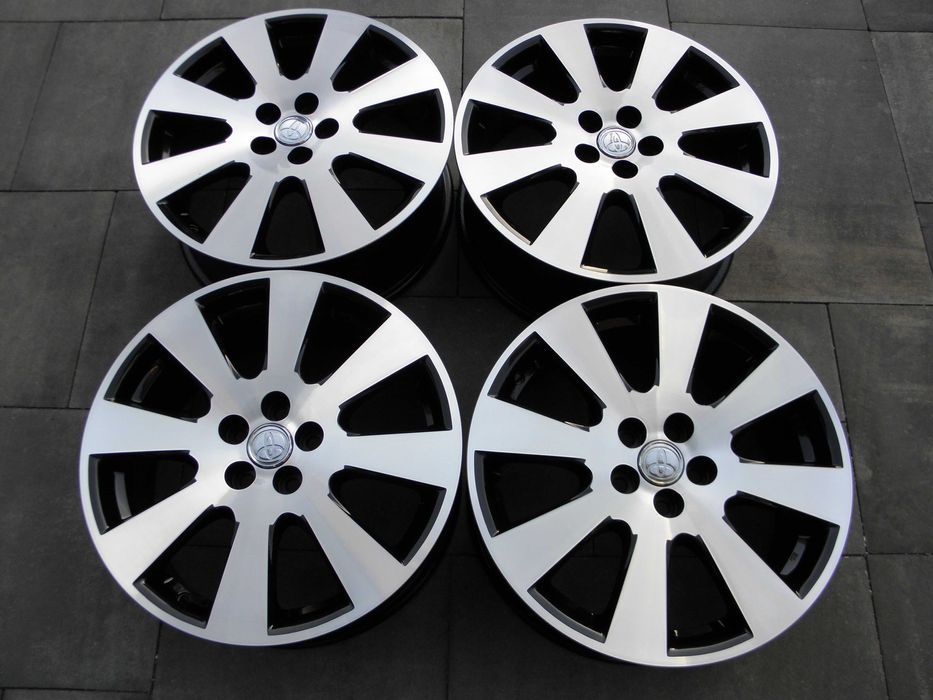Felgi 17 Toyota Avensis Corolla Prius Wish Caldina Matrix 5x100 ET45