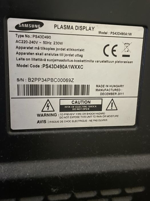 Tv 43” Samsung em perfeitas condicões!