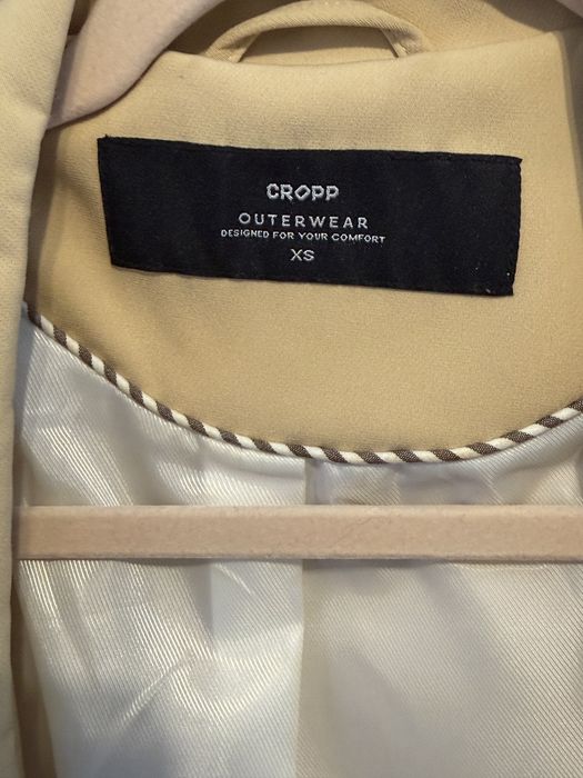 Піджак кольору слонової кістки xs розміру cropp