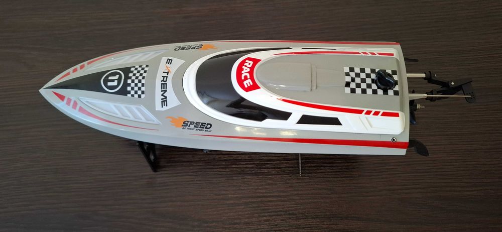 Racing RC Boat - Flytec V003 радіокерований катер