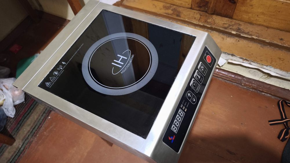 Профессиональная плита индукционная IP3500  Airhot