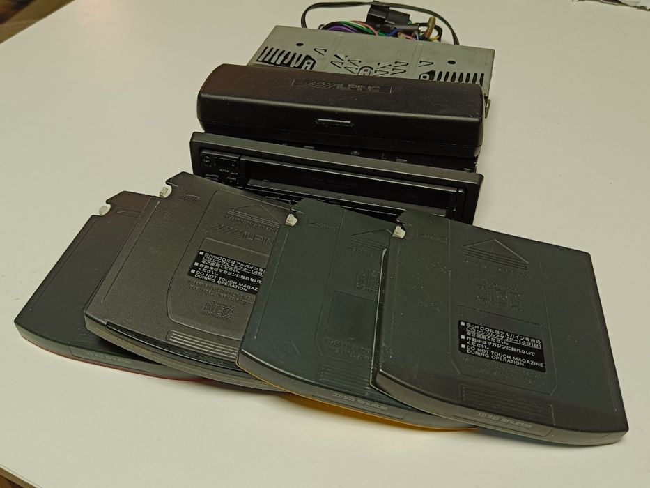 Radio Alpine 3DE-7887R