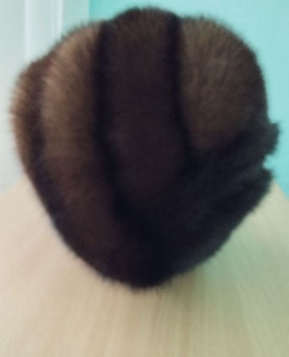 Жіноча норкова шапка