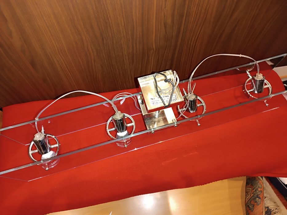 Candeeiro de teto moderno