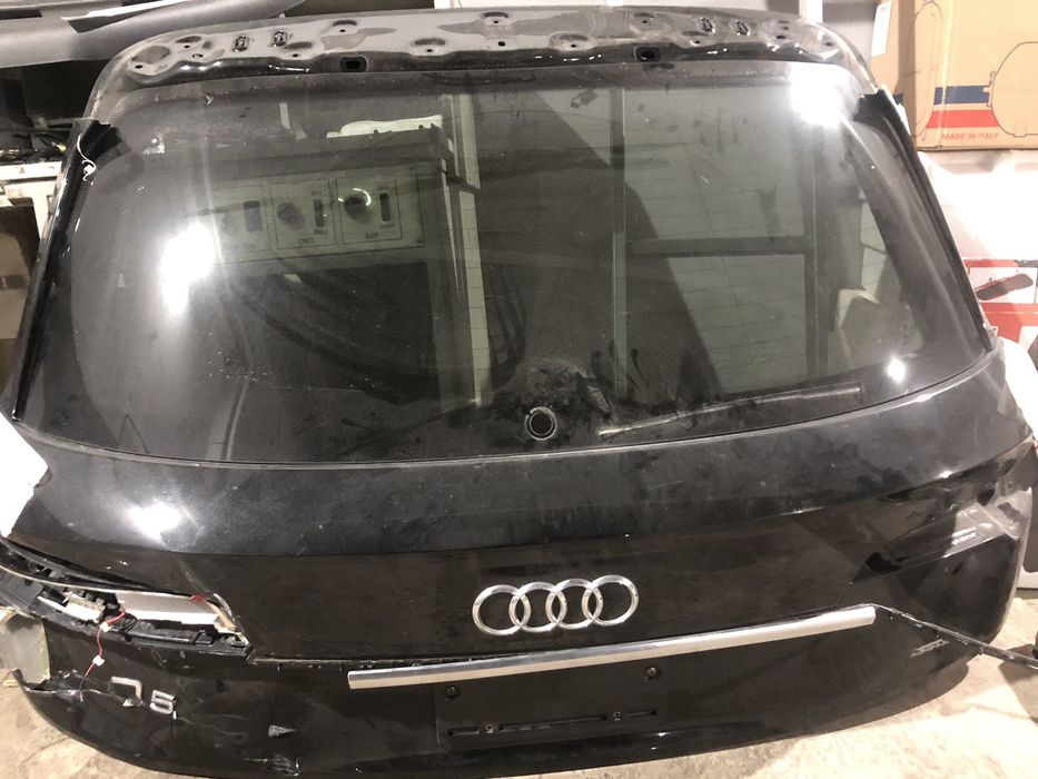 Скло, багажника Audi Q5/Q5 qu. 2.0 AQ5 б/в (ОРИГІНАЛ)
