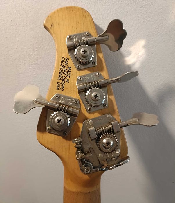 Baixo Music Man 20th Anniversary StingRay