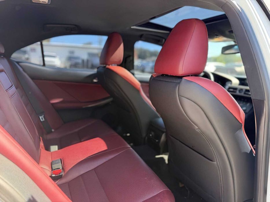 Lexus IS 250 Crafted Line      2015