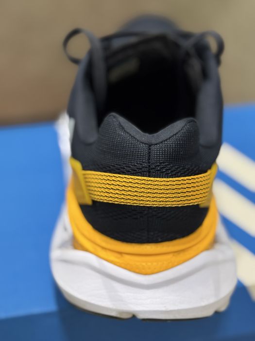 Кросівки HOKA one Elevon 2