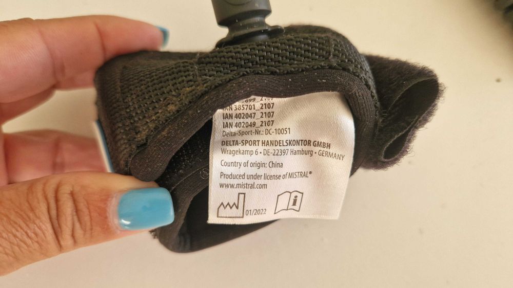 Leash da Mistral, novo