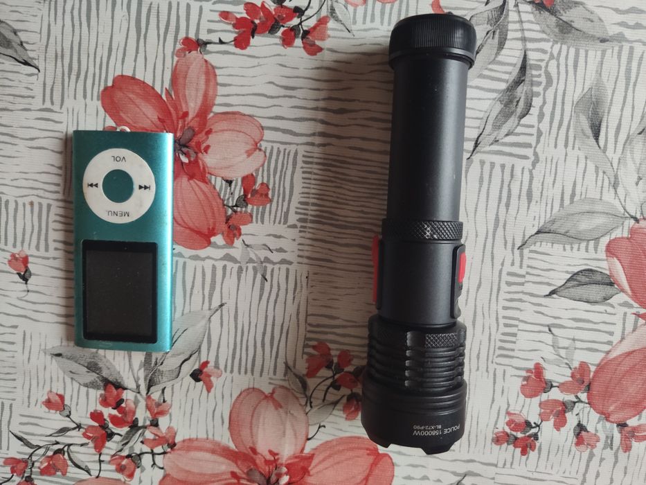 Плеєр мп3 + фонарик