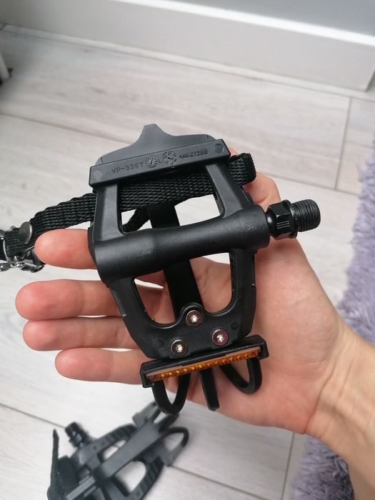 Pedały 1/2 cala koszyczek do roweru np woom 2 3 4 noski i paski