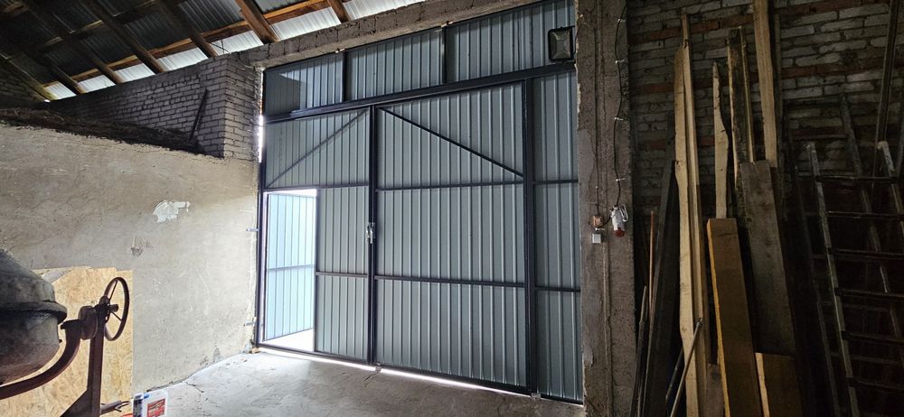 Brama Drzwi Wrota Kwatery Wierzeje do szopy garażu magazynu warsztatu