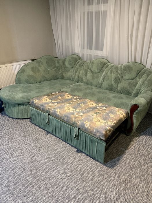 Диван кутовий розкладний бу
