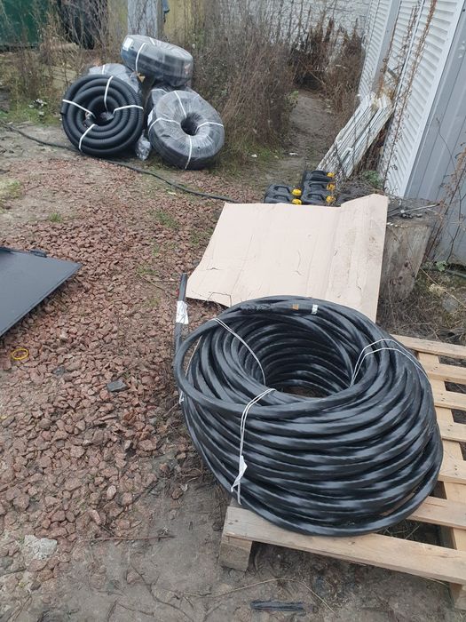 Продам гофру и держатели на кабель АВВГ 4×50