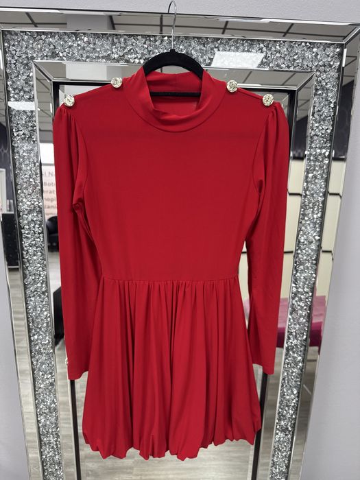 Czerwona Zwiewna Sukienka Typu Bombka