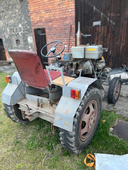 Traktorek Esiok Sam S15