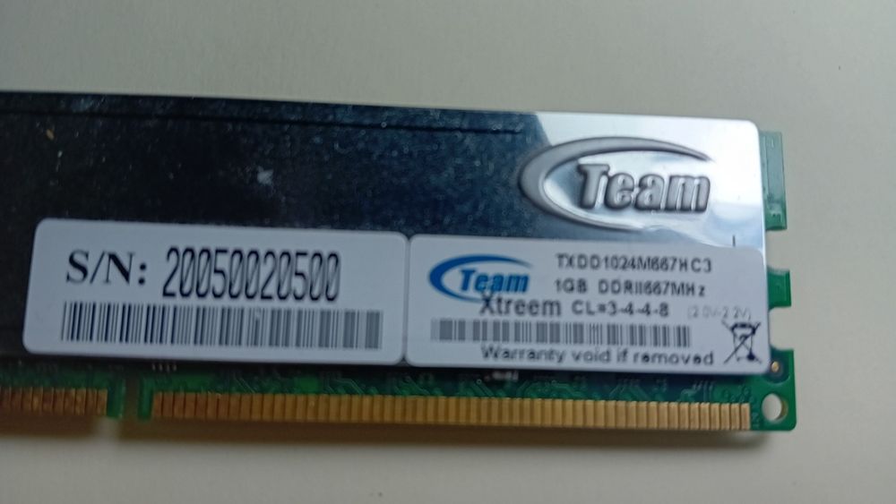 Memórias RAM 1Gb DDR2