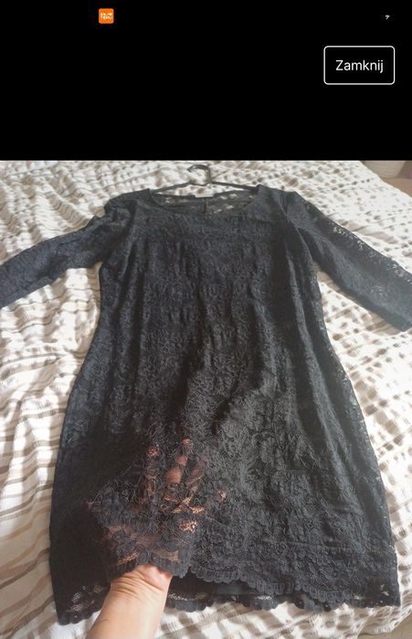 Sukienka koktajlowa koronkowa