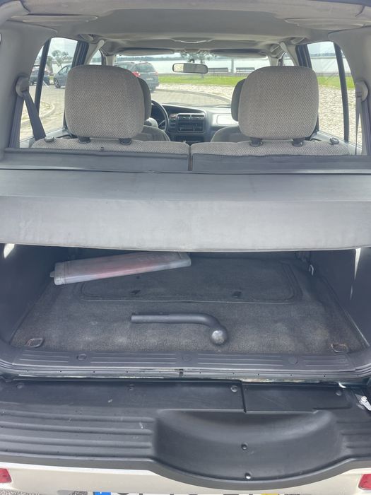 Suzuki Grand Vitara 98 2.0 td APENAS 191.000 km 5.950 euros