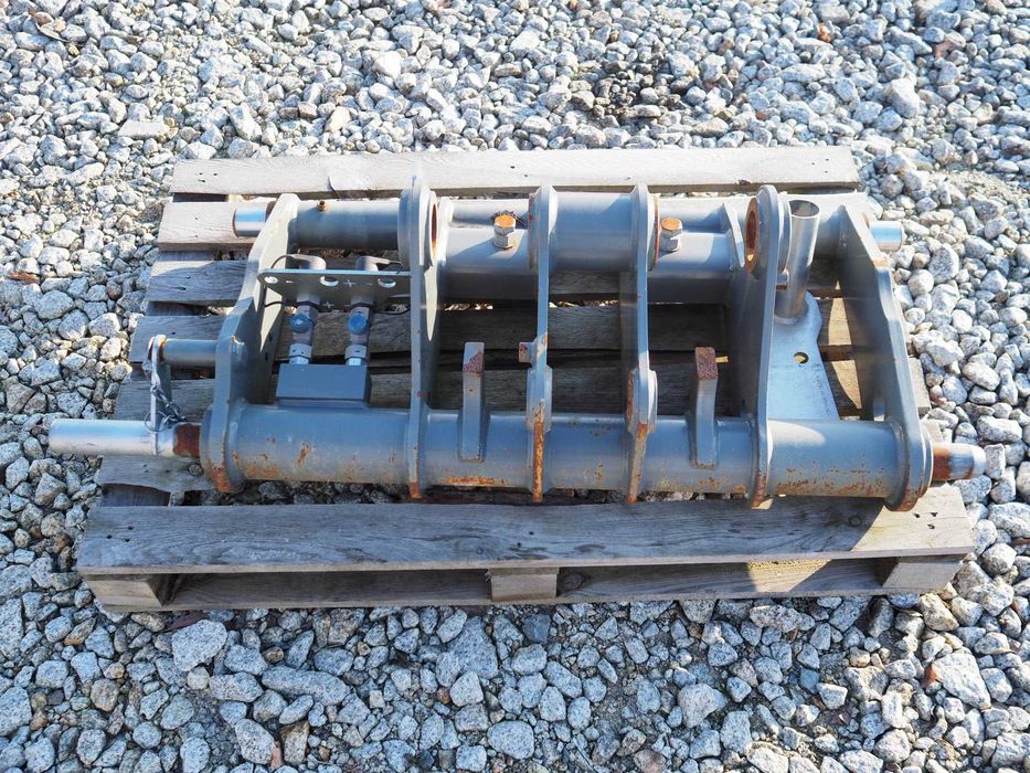 Claas Scorpion, Kramer - płyta montażowa, ramka, karetka, mechaniczna