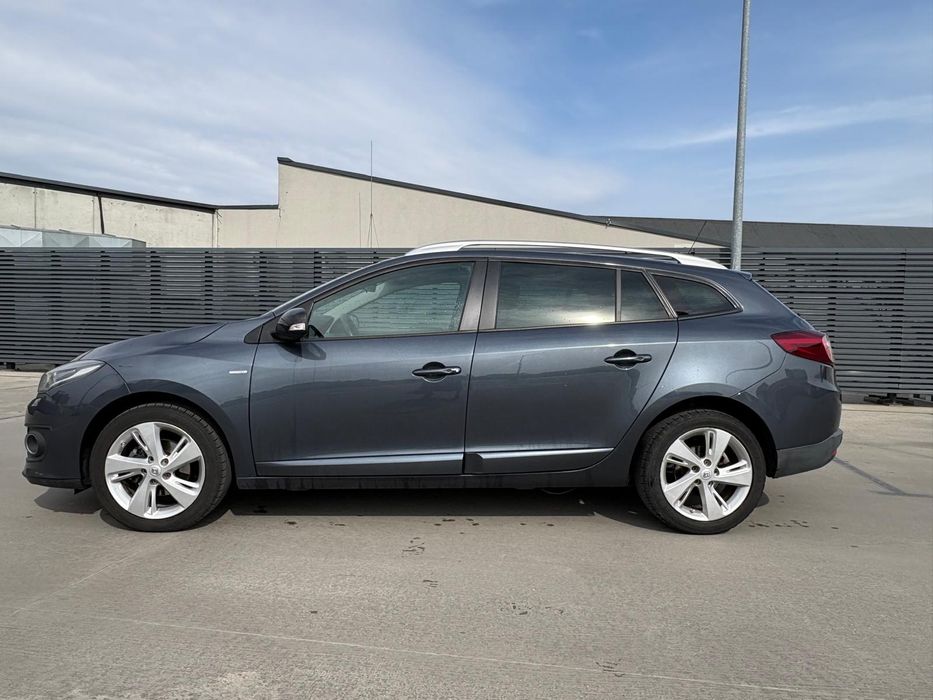 Renault Megane 2015 rok benzyna turbo wersja Limited zadbany