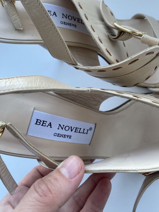 Жіночі босоніжки