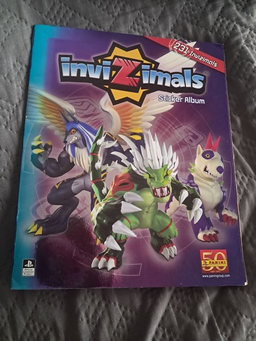 Caderneta Invizimals completa