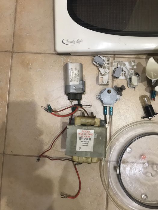 Запчастини для микрохвильовки  Vitek