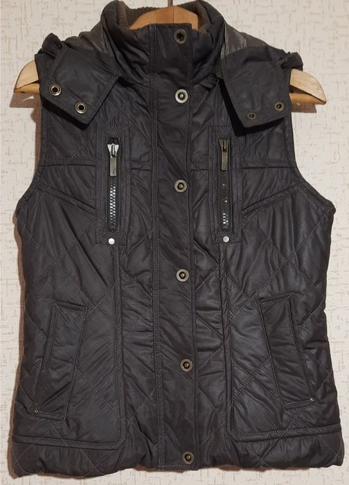 Безрукавка s.Oliver