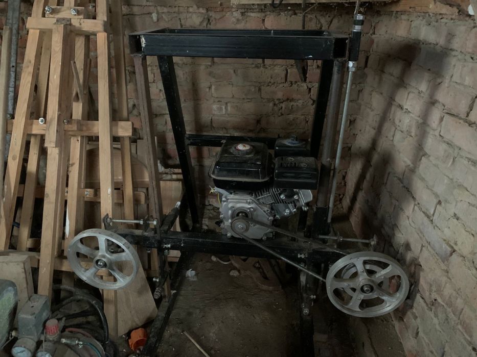 Пилорама бензинова