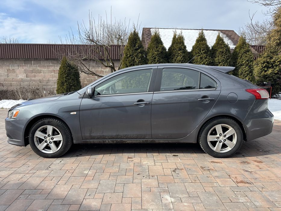 Mitsubishi Lancer 1.8