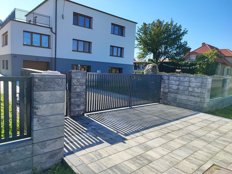 Montaż ogrodzeń palisadowych i panelowych
