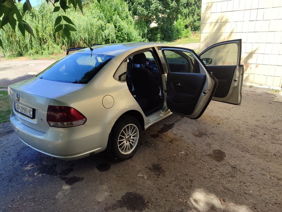 Polo sedan 2012 gas/benz ,без торгу , ціна до кінця міс