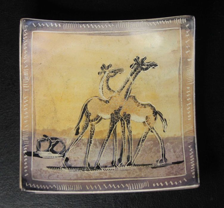 Vide poche decorativo africano esculpido em pedra-sabão, anos 60